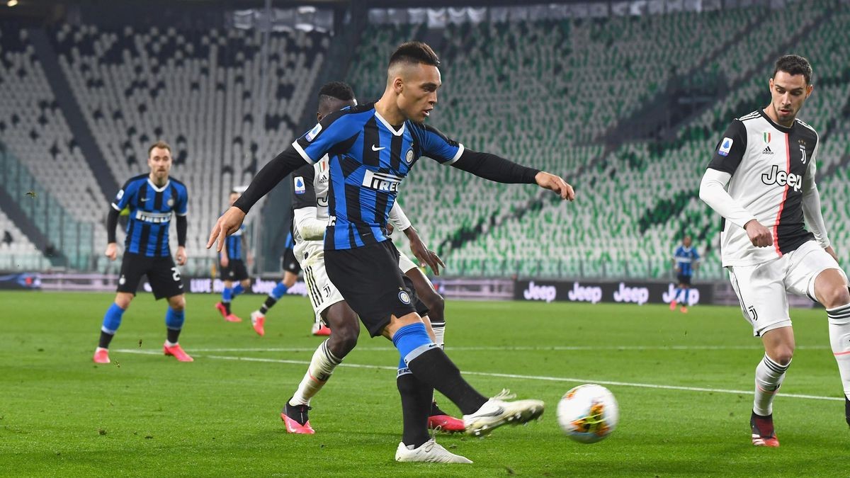 UEFA yêu cầu Inter Milan nhường vé vào tứ kết Europa League - Bóng Đá