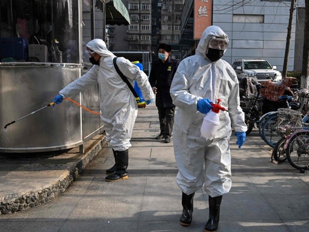 Wuhan football team finally returns to centre of coronavirus outbreak after three months as they’re greeted by fans - Bóng Đá