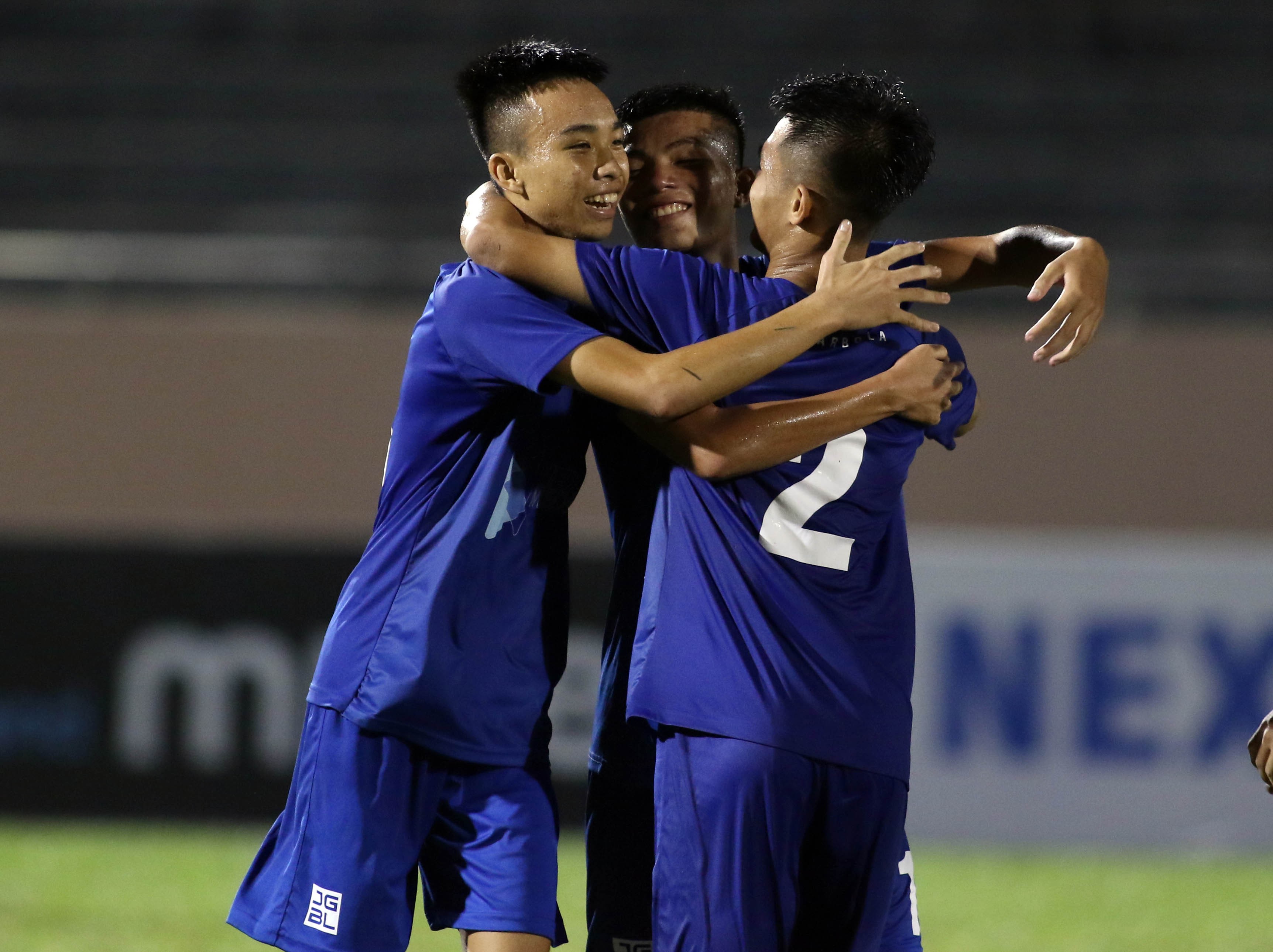  Thua 2 trận liên tiếp, đàn em Công Phượng nguy cơ chia tay VCK U17 sớm - Bóng Đá