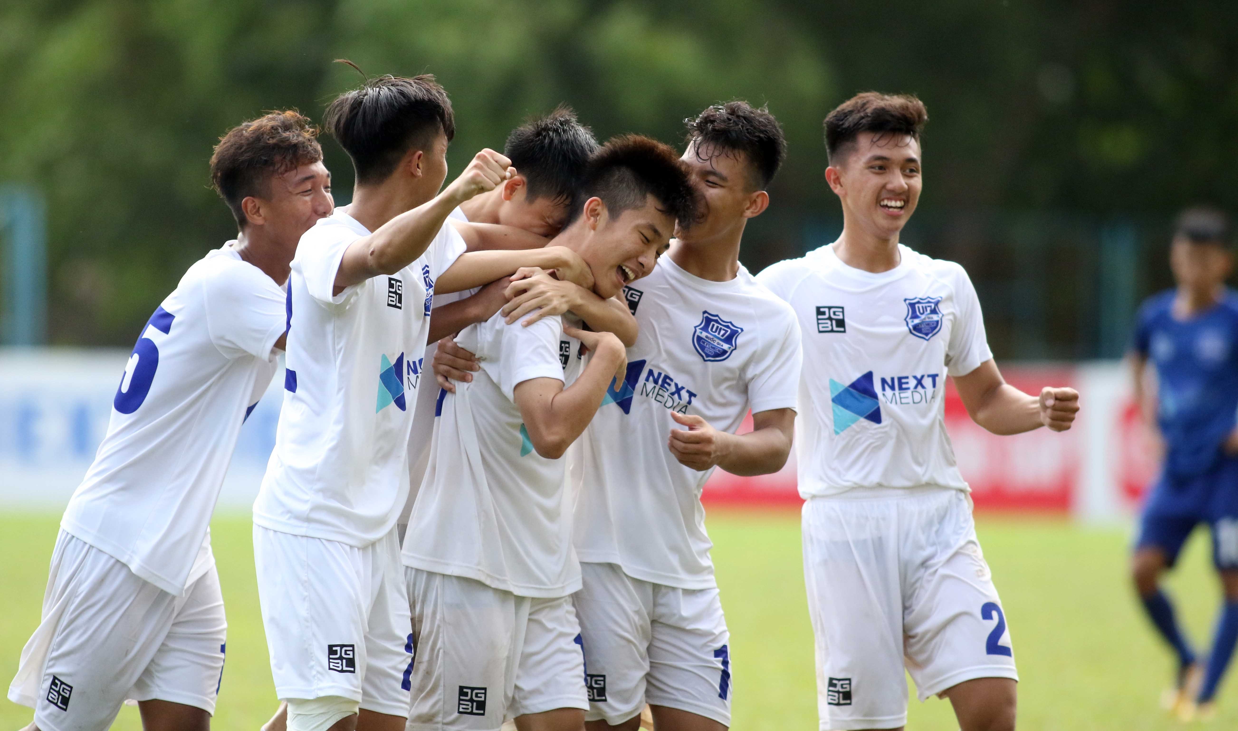 Lọt qua khe cửa hẹp U17 HAGL cùng U17 Viettel vào bán kết - Bóng Đá