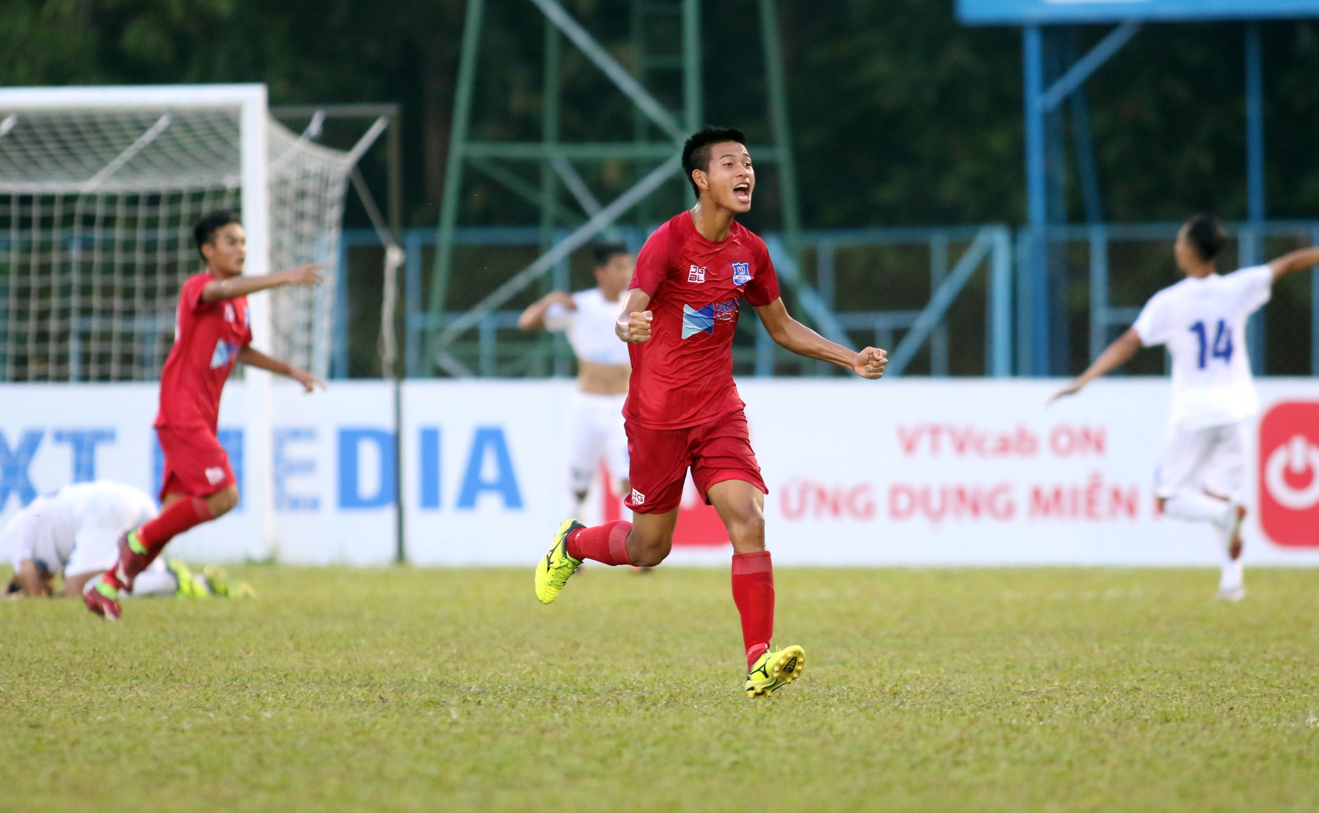 Thắng ngược Viettel, U17 PVF chạm trán Thanh Hóa trận chung kết - Bóng Đá