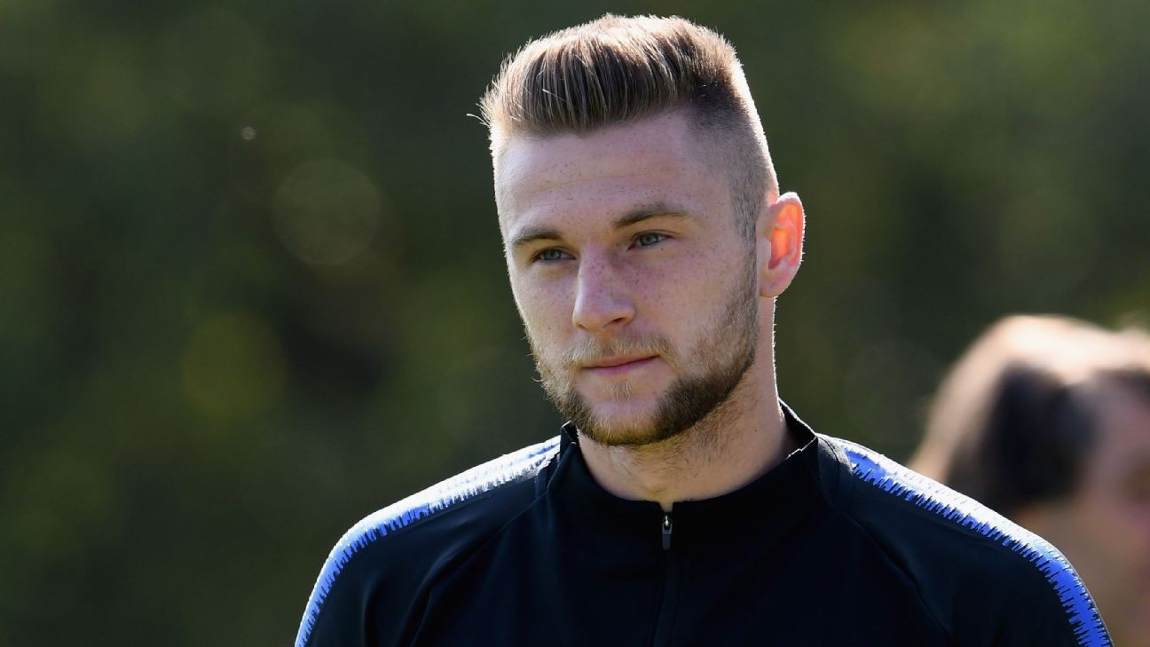 Man utd considering Skriniar - Bóng Đá