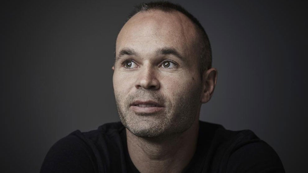 Iniesta's message about coronavirus: Pay attention to the instructions - Bóng Đá