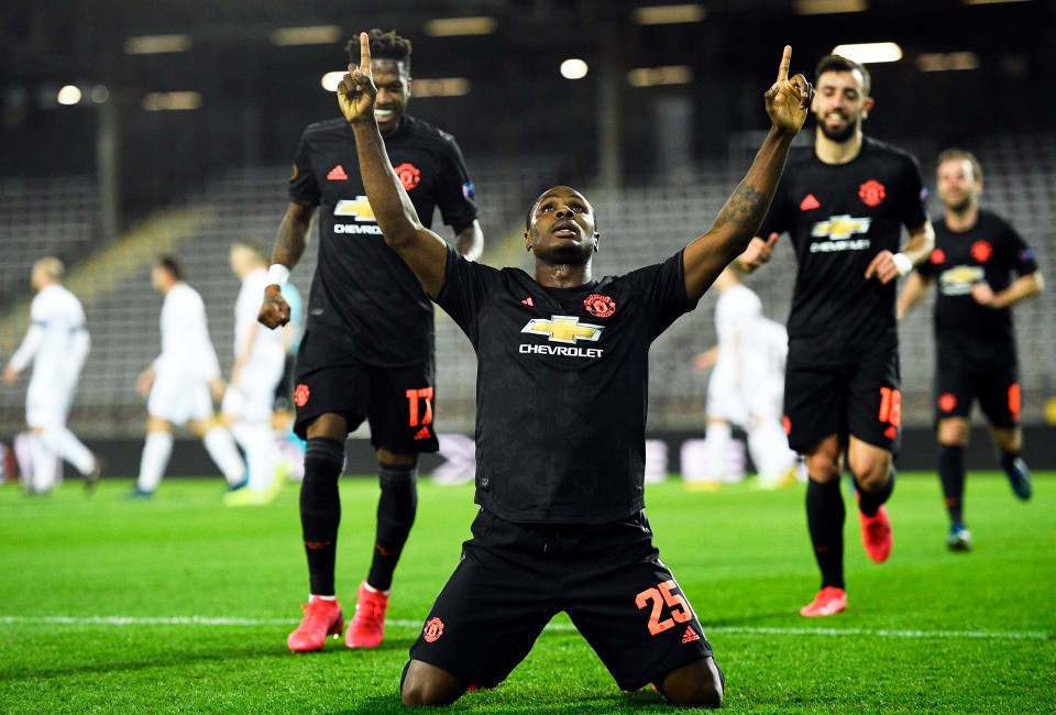 Man Utd fans react to Odion Ighalo price tag - Bóng Đá