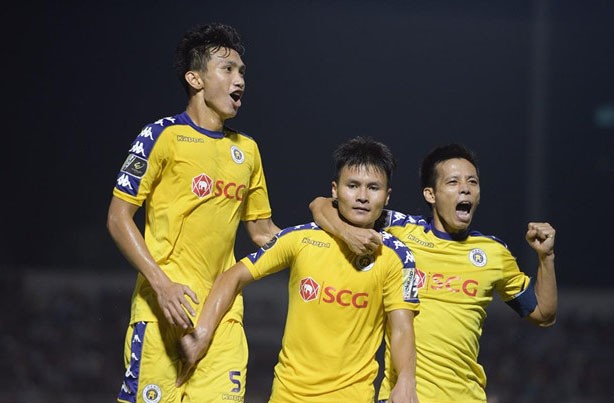 CLB Hà Nội giữa tâm bão và tia hy vọng mang tên Pape Omar - Bóng Đá