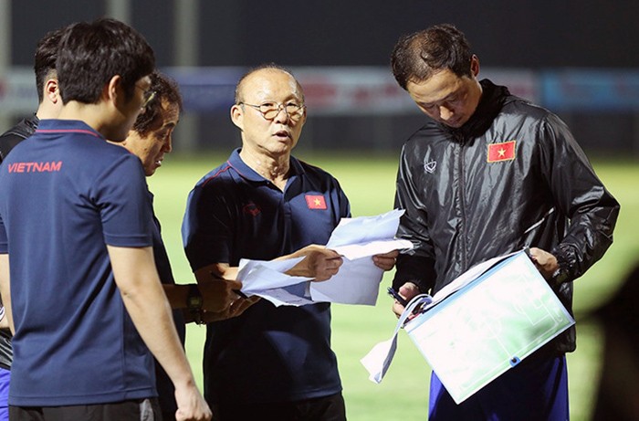 Đây, lý do thầy Park không tiết lộ chi tiết trận đấu nội bộ ĐTQG và U22 Việt Nam - Bóng Đá