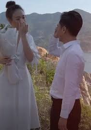 Đàm Thu Trang chia sẻ đoạn clip ghi lại khoảnh khắc ngọt ngào bên ông xã Cường Đô La