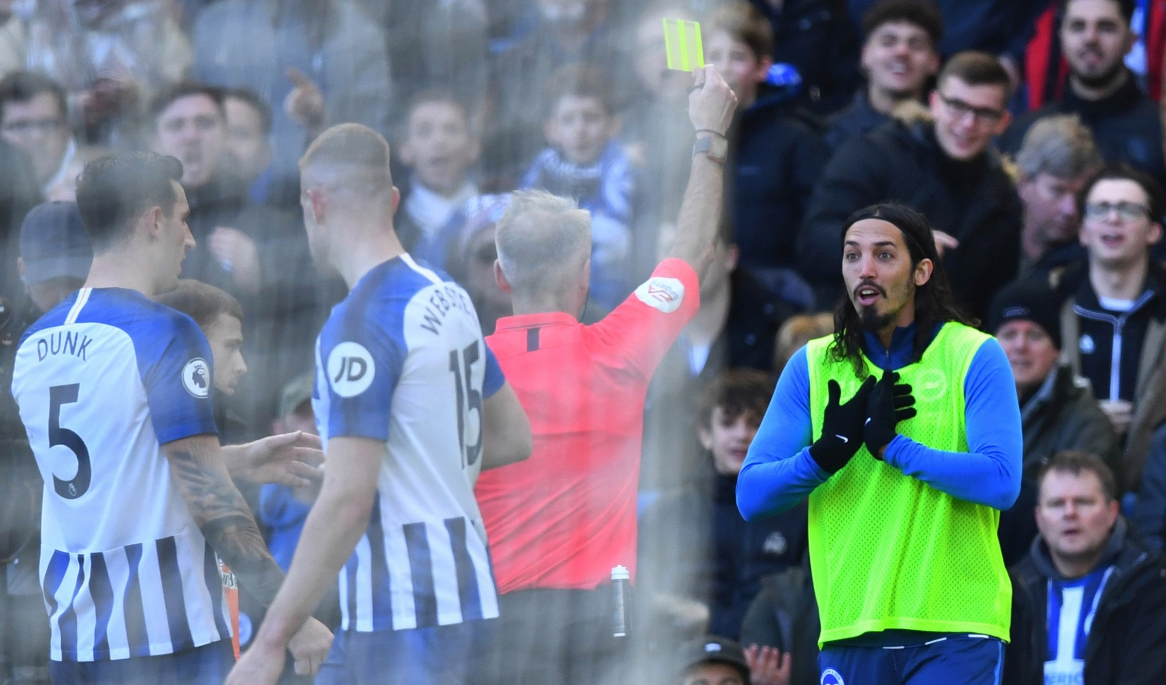 Schelotto get booked  - Bóng Đá
