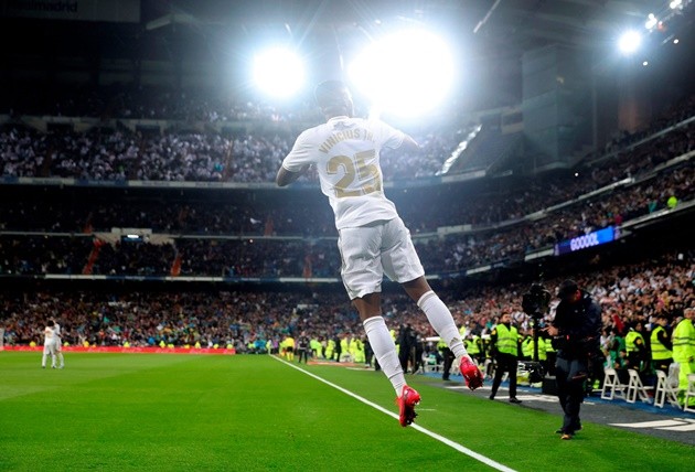 6 ngôi sao ghi bàn ra mắt El Clasico - Bóng Đá