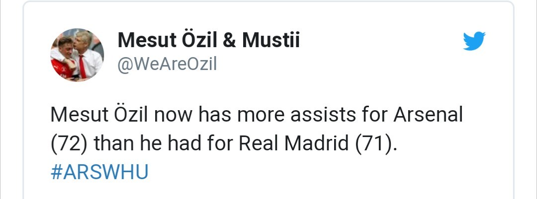 Arsenal fans react to ozil - Bóng Đá