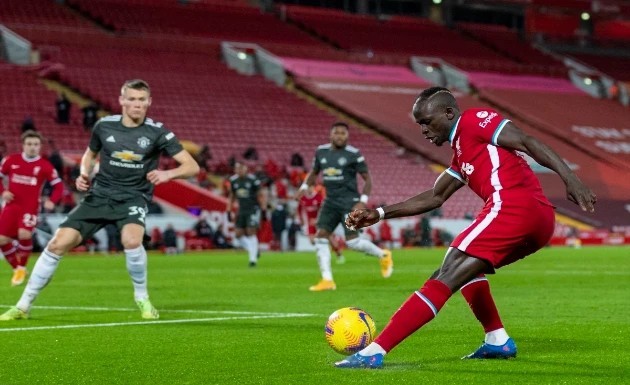 Không phải Bruno hay Pogba, đây mới là tiền vệ hay nhất trong trận Liverpool 0-0 Man Utd - Bóng Đá