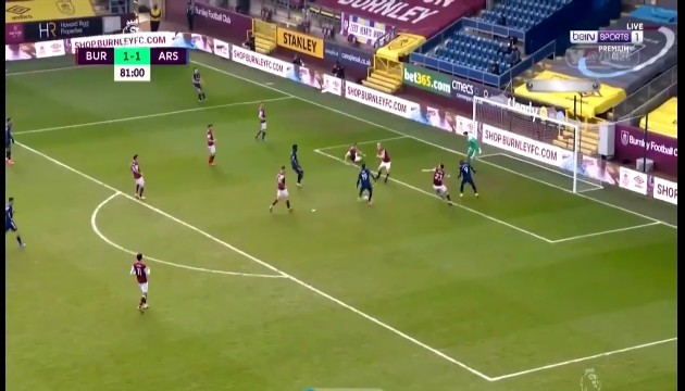 Trách VAR, Nicolas Pepe nên trách luôn chính mình - Bóng Đá