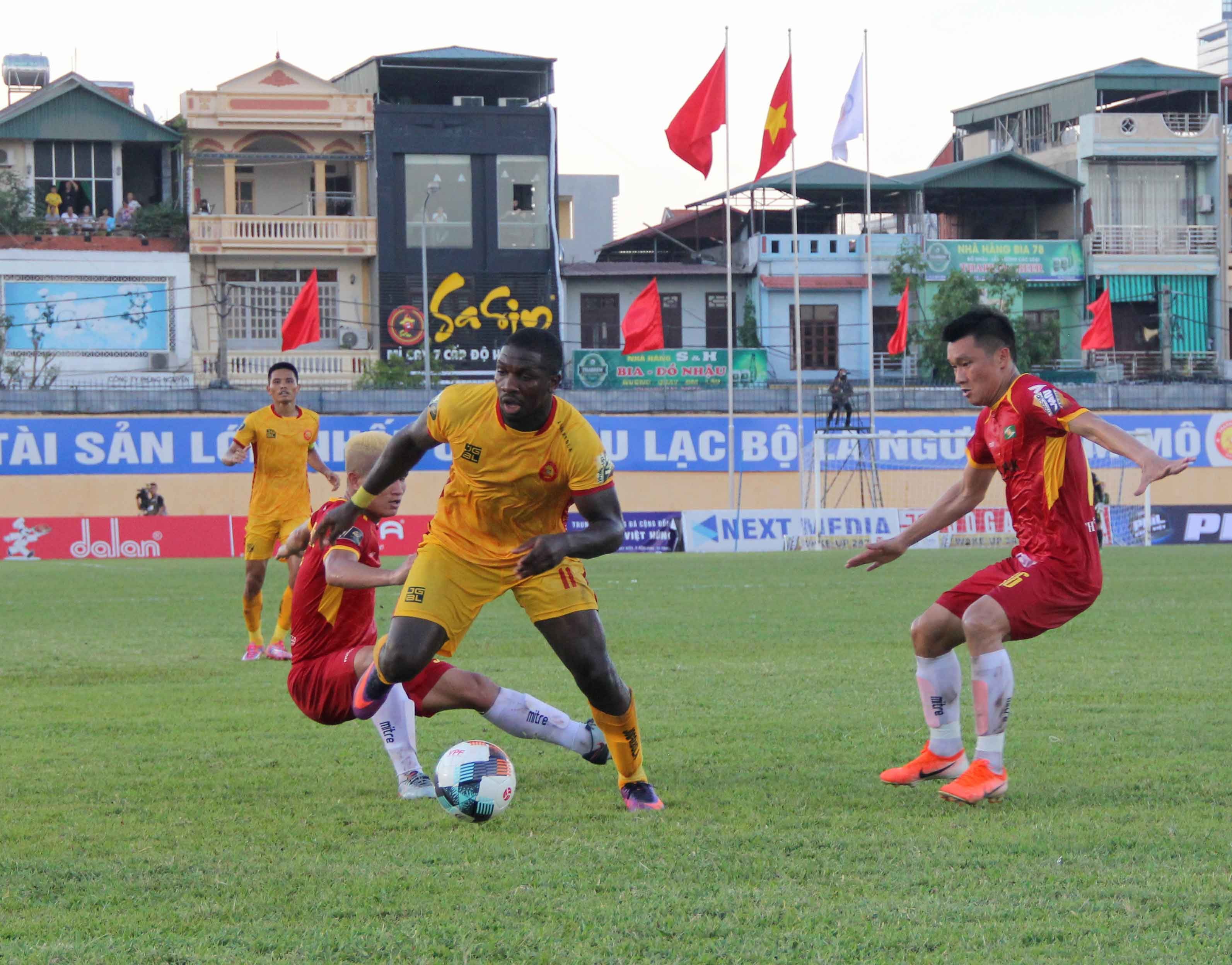 HLV Thanh Hóa nói gì? - Bóng Đá