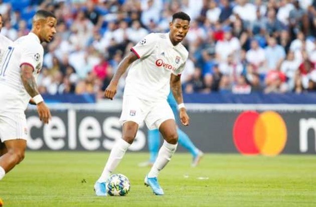 Serge Gnabry and other Arsenal flops who have dazzled since quitting the Emirates like Szczesny and Malen - Bóng Đá