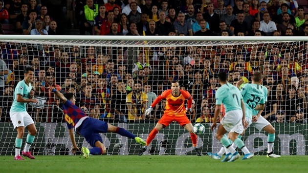 Bóng đá Italia tại Champions League: Juventus trở lại, 
