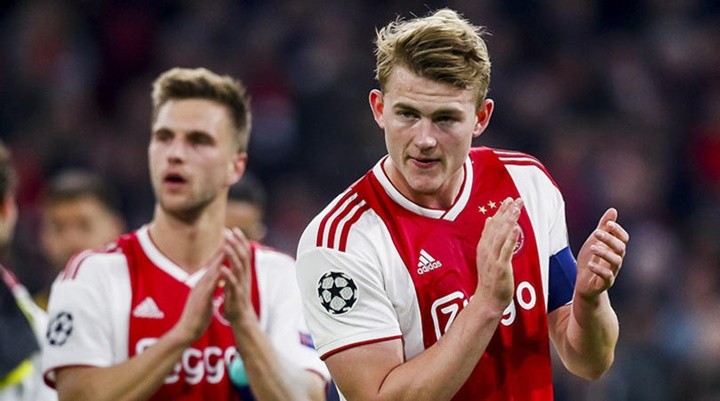 De Ligt - Bóng Đá