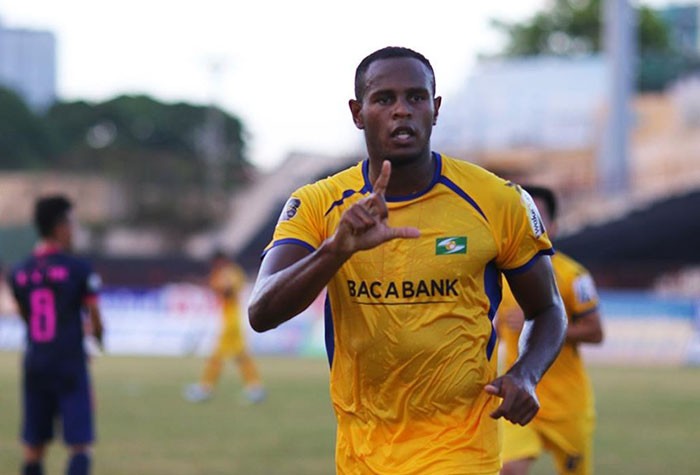 CLB TP.HCM thăng hoa: Joel Vinicius có thấy hối tiếc? - Bóng Đá