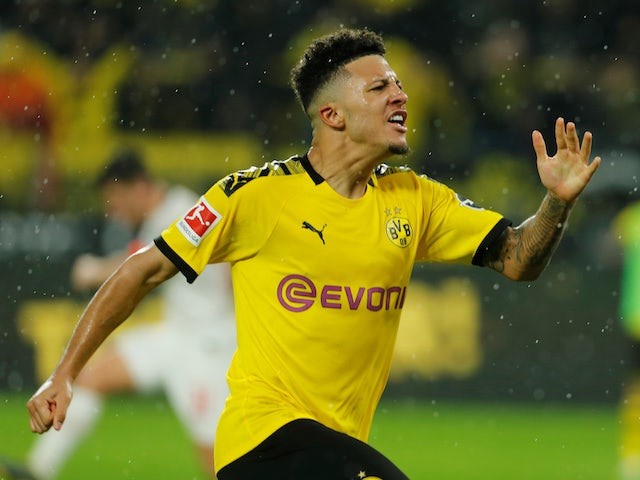Manchester United 'confident of beating Chelsea to £120m Jadon Sancho' - Bóng Đá