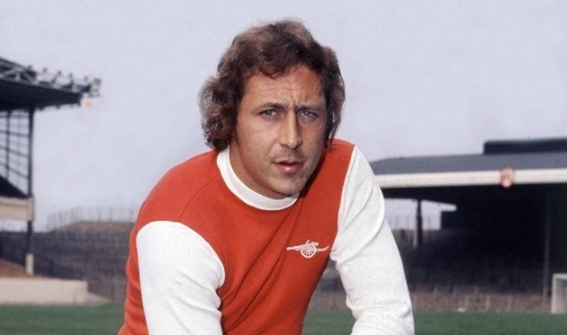 10 cầu thủ có số lần ra sân nhiều nhất trong lịch sử Arsenal - Bóng Đá