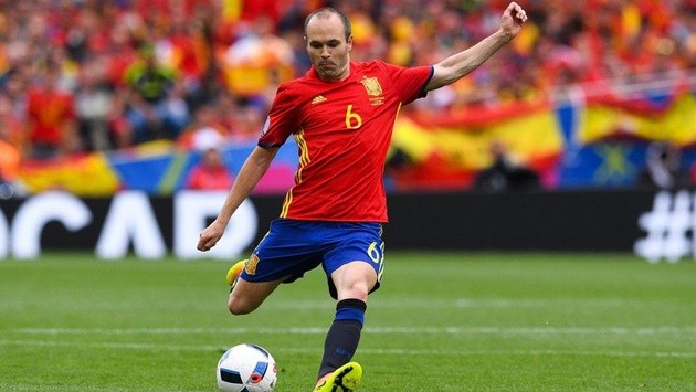 Ramos san bằng kỷ lục Casillas - 10 sao khoác áo TBN nhiều nhất - Bóng Đá