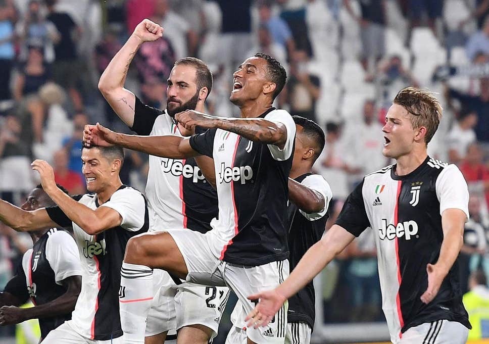 Top 10 CLB thành công nhất lịch sử: Cú sốc Premier League! - Bóng Đá