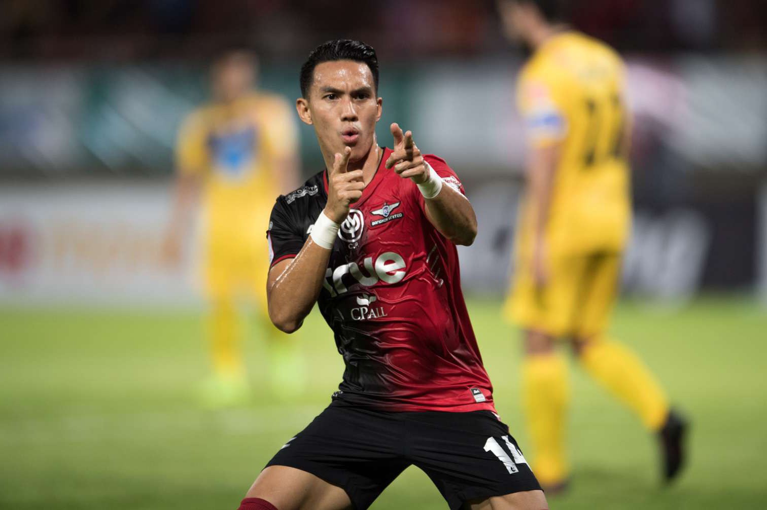 Cựu sao ĐT Thái Lan: Voi chiến sẽ có 6 điểm trước Việt Nam và Indonesia (Teeratep Winothai) - Bóng Đá