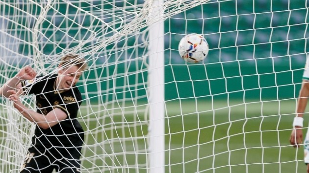 De Jong scoring at a record pace - Bóng Đá