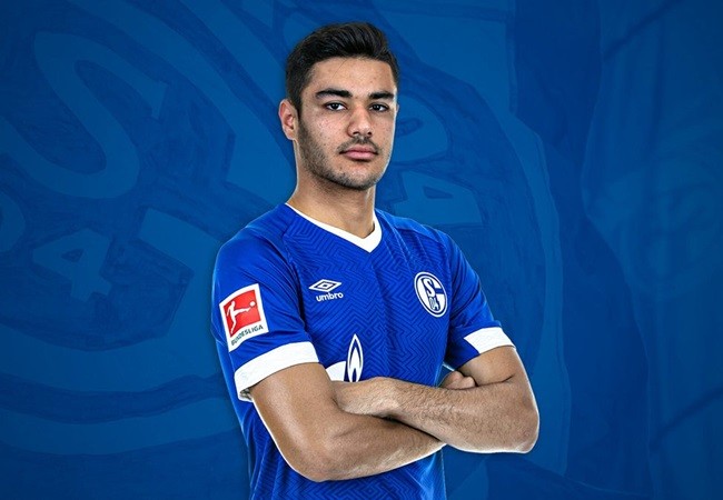Ozan Kabak - Bundesliga's Rookie of the Year who idolises Van Dijk - Bóng Đá