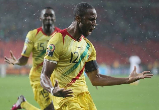 Từ Dzeko đến James: Các cầu thủ bạn không nghĩ họ có quan hệ cực kỳ gần gũi - Bóng Đá