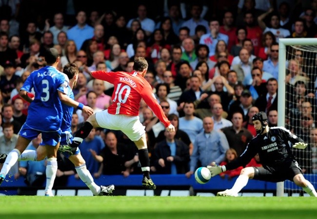 'Mỗi khi gặp M.U, tôi phải nhận thức được cậu ta đang có bóng' - Bóng Đá