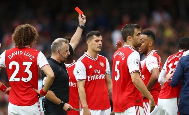 'Thảm họa' Maitland-Niles suýt nữa nhấn chìm Arsenal - Bóng Đá