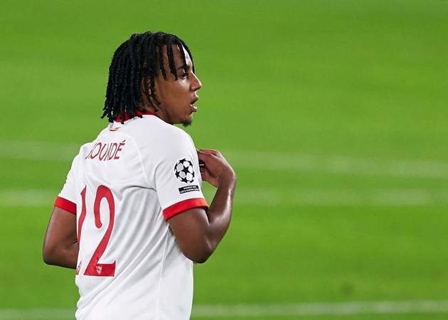 #mufc have watched Jules Koundé extensively and had a scout in Sevilla to watch him last week - Bóng Đá