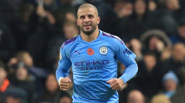 Man City's Walker jokes over Fortnite use in isolation - Bóng Đá