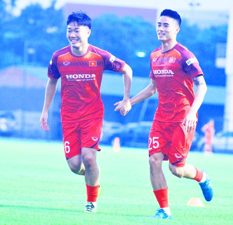 Lâm Anh Quang, người được HLV Park Hang-seo kỳ vọng thay thế được Đình Trọng - Bóng Đá