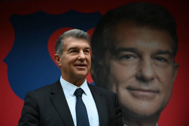 Potential signings, manager question & more: Joan Laporta vs Victor Font head-to-head examined - Bóng Đá