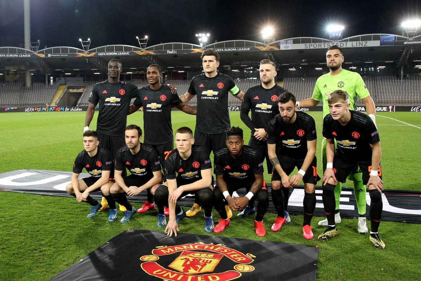 Cái tên Solskjaer phát hiện, giờ đe dọa luôn cả vị trí của Wan-Bissaka - Bóng Đá