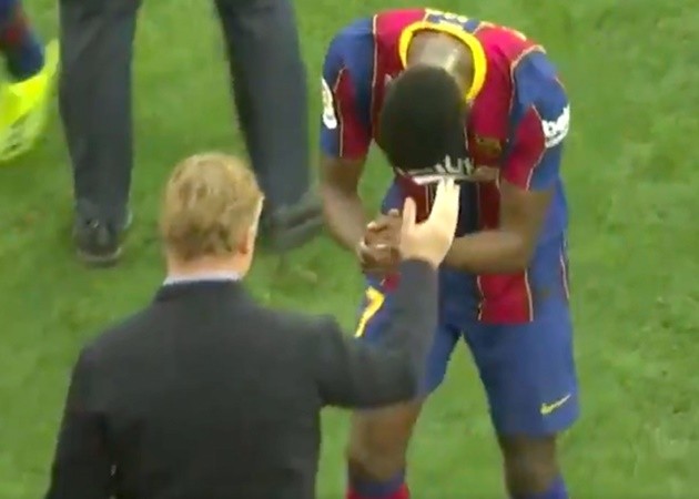 Young Ilaix Moriba's gesture to Ronald Koeman after the game vs Sevilla - Bóng Đá