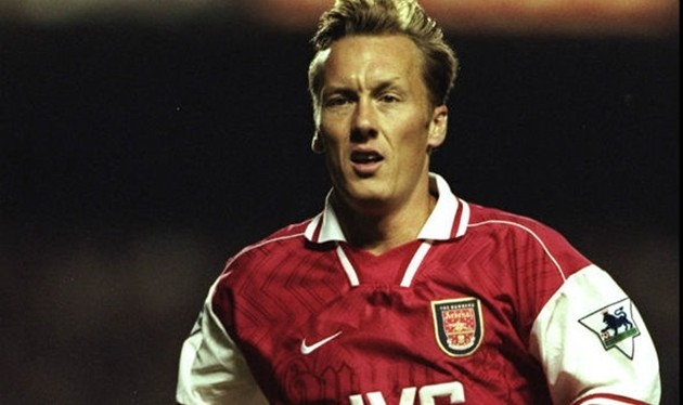 10 cầu thủ có số lần ra sân nhiều nhất trong lịch sử Arsenal - Bóng Đá