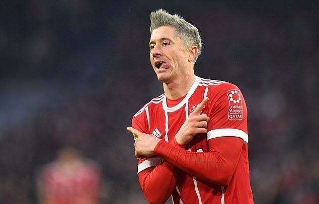 10 players dyed hair blonde like Ozil - Bóng Đá