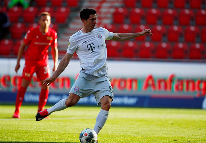 Bài ảnh sau trận Union Berlin - Bayern Munich - Bóng Đá