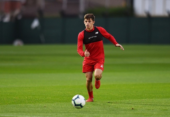 Liverpool 'đại chiến' Chelsea: Minamino đá chính, 'thảm họa' góp mặt? - Bóng Đá