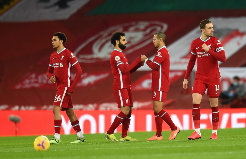 Liverpool thua thảm, huyền thoại Arsenal chỉ ra điểm tích cực - Bóng Đá