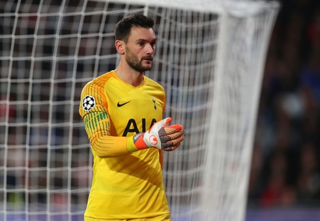 'Cực chất' với đội hình toàn thủ môn: Có Alisson; Neuer đá ở đâu? - Bóng Đá