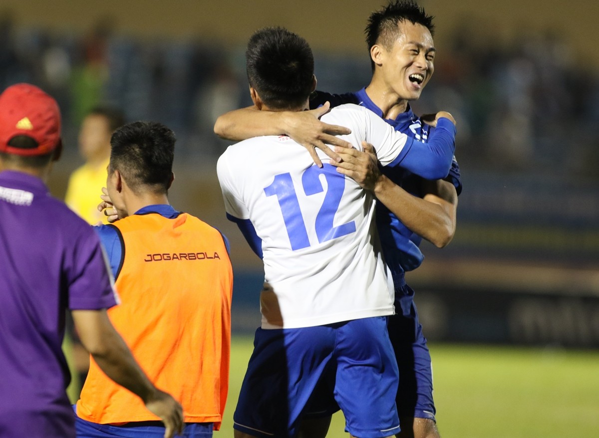 QN-HAGL - Bóng Đá