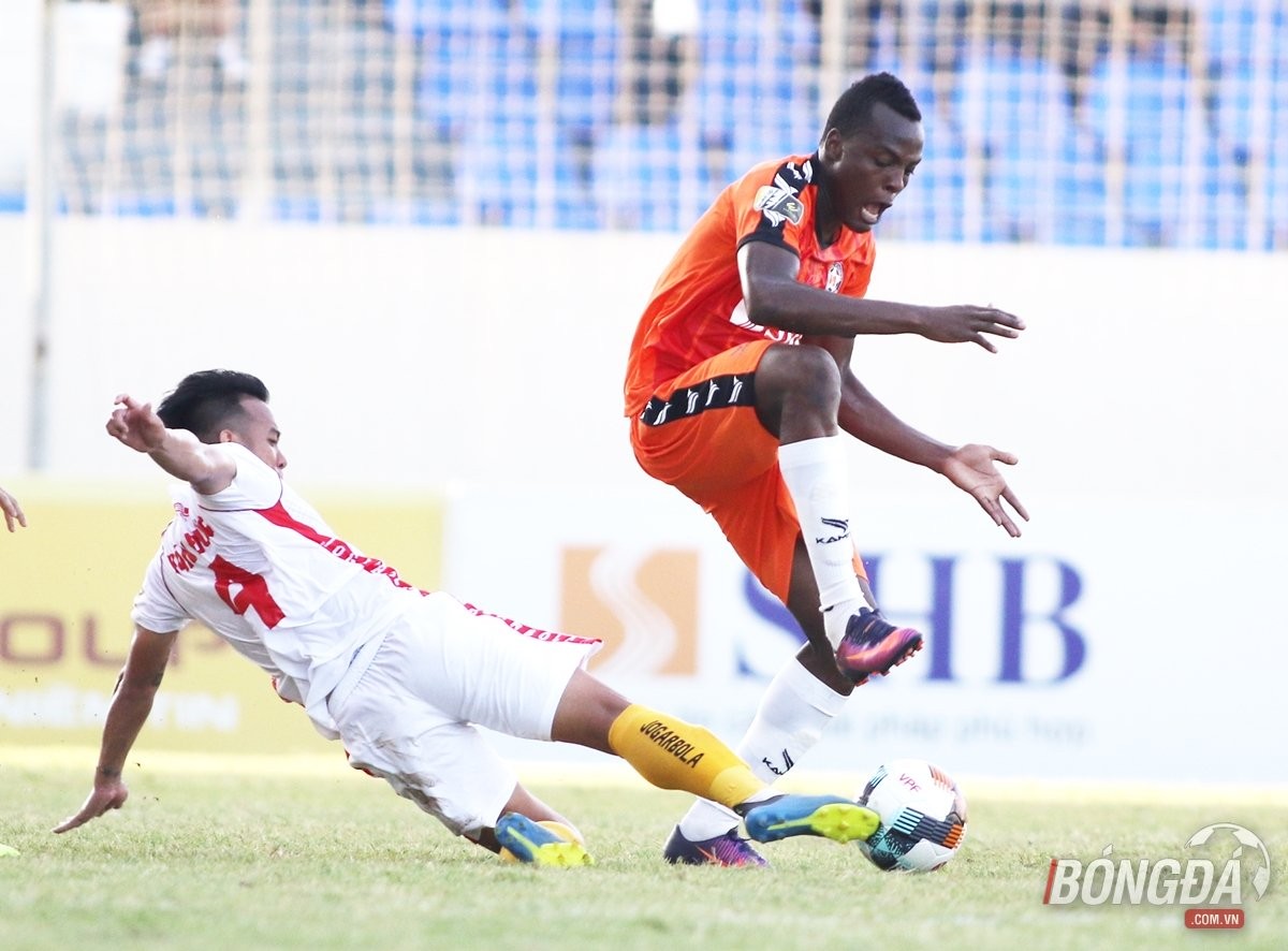 Kết quả vòng 15 V-League 2019: Ngôi đầu đổi chủ, HAGL sa lầy nhóm cuối - Bóng Đá