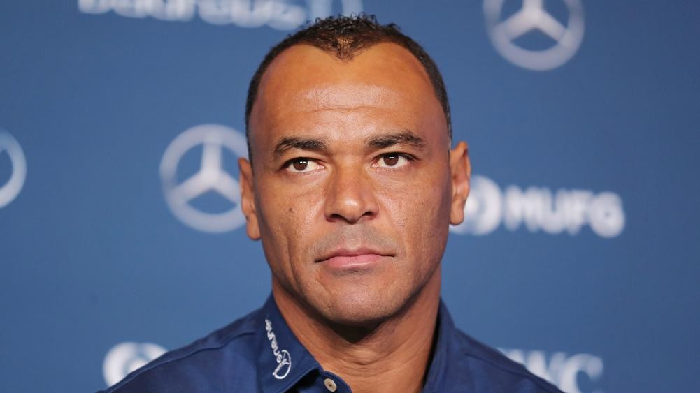 Messi is the man and history of Barcelona - Cafu - Bóng Đá