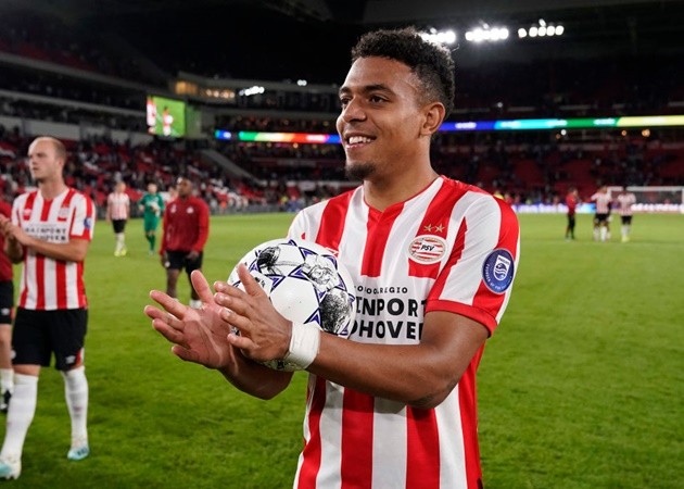 10 sao đáng lẽ Arsenal nên giữ lại: Cazorla, Vela và 'báu vật' Hà Lan - Bóng Đá