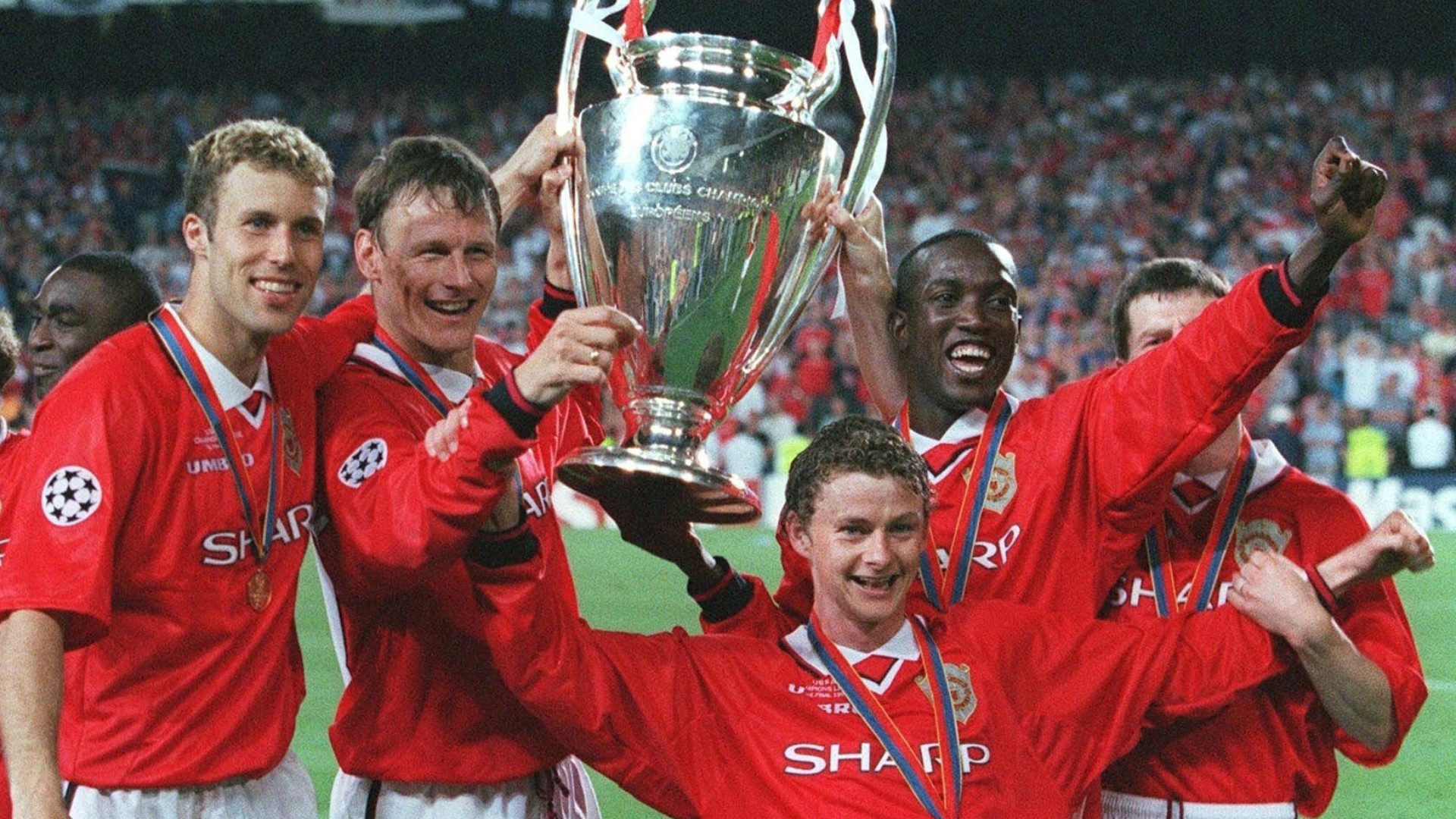 McClaren on Van Dijk and Man Utd 1999 team - Bóng Đá
