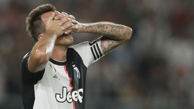 Mandzukic ở lại Juventus, chờ tín hiệu từ Man Utd - Bóng Đá