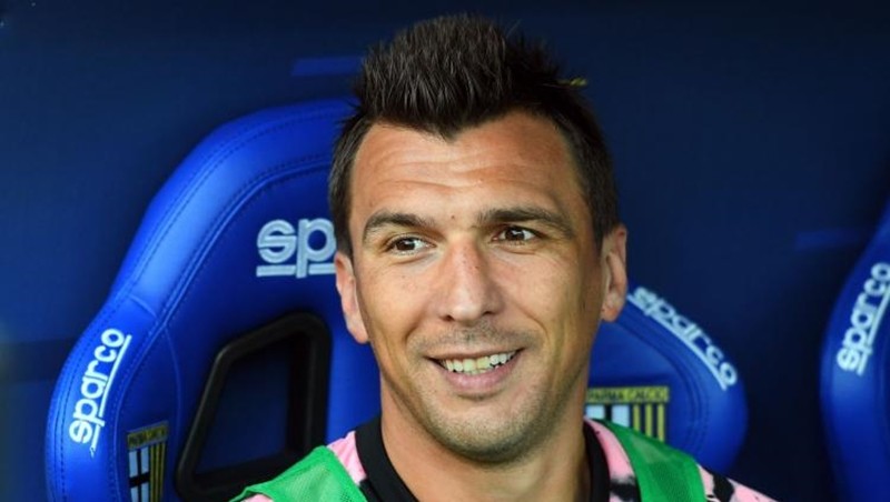 Mandzukic từ chối Qatar để ở lại Juventus - Bóng Đá